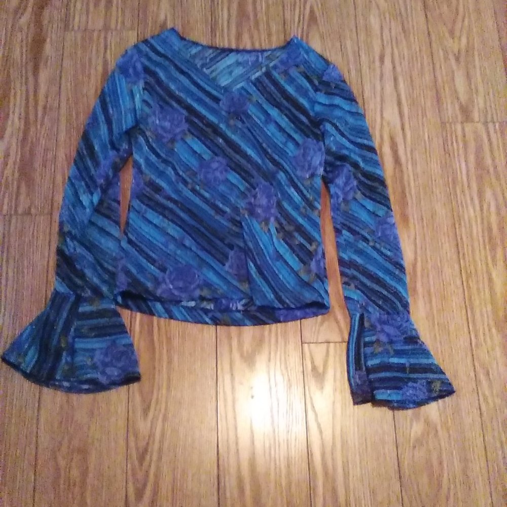 Ensemble jupe et chandail faits main